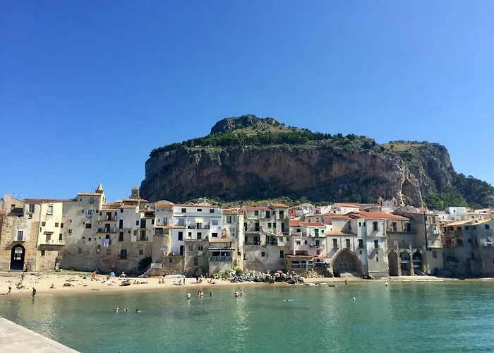 Willa Flale's House Cefalù