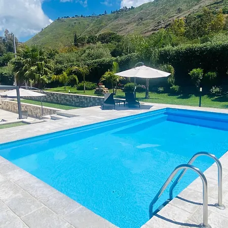 flAle's - Villa with private pool in Cefalù Villa