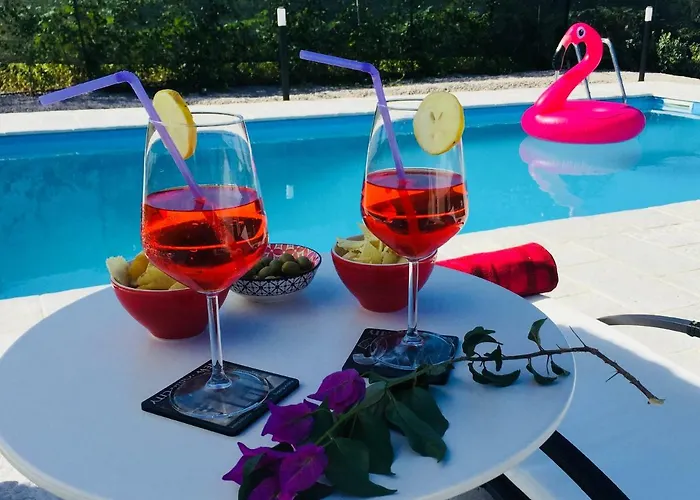 Flale's House * צ'פאלו