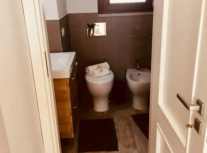 Flale's House Чефалу